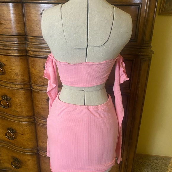 Angel LA pink top and skirt Size medium - Picture 2 of 6